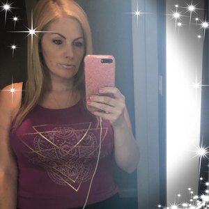 Meet your Posher, Shelly